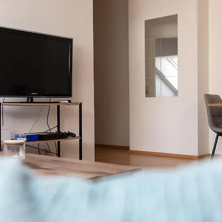 Schoene Mit Parkplatz Im Zentrum Von Apartment