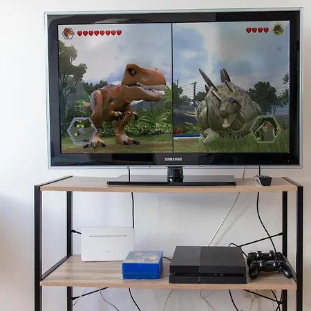 Schoene Mit Parkplatz Im Zentrum Von Apartment