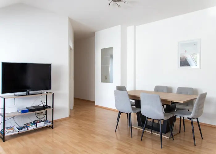 Apartment Schoene Mit Parkplatz Im Zentrum Von Linz