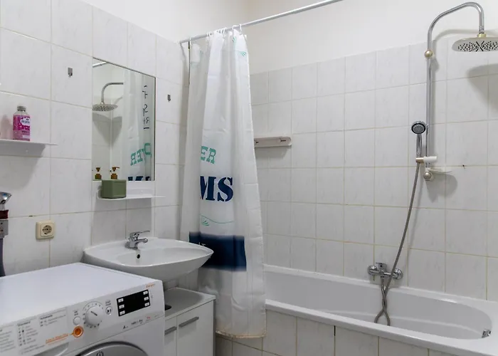 Apartment Schoene Mit Parkplatz Im Zentrum Von