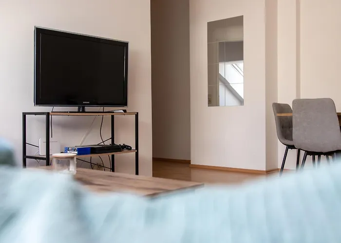 Schoene Mit Parkplatz Im Zentrum Von Apartment