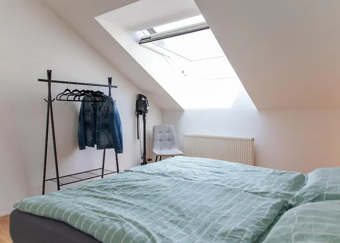 Apartment Schoene Mit Parkplatz Im Zentrum Von